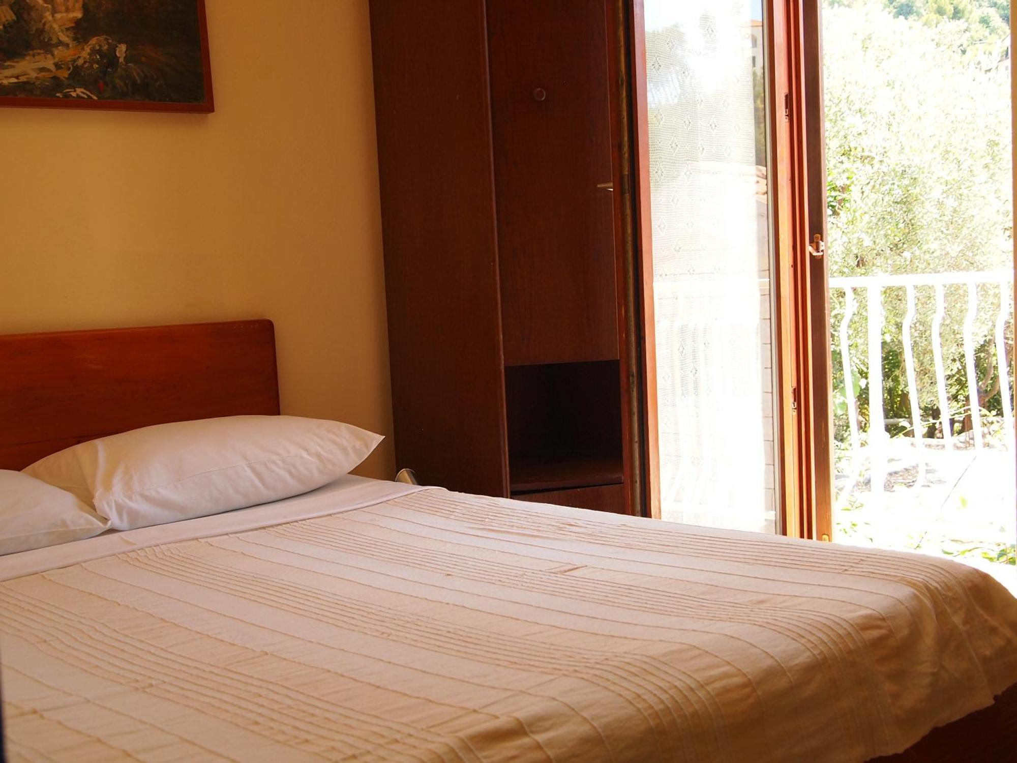Zoro Apartments สเวติ สเตฟาน ภายนอก รูปภาพ