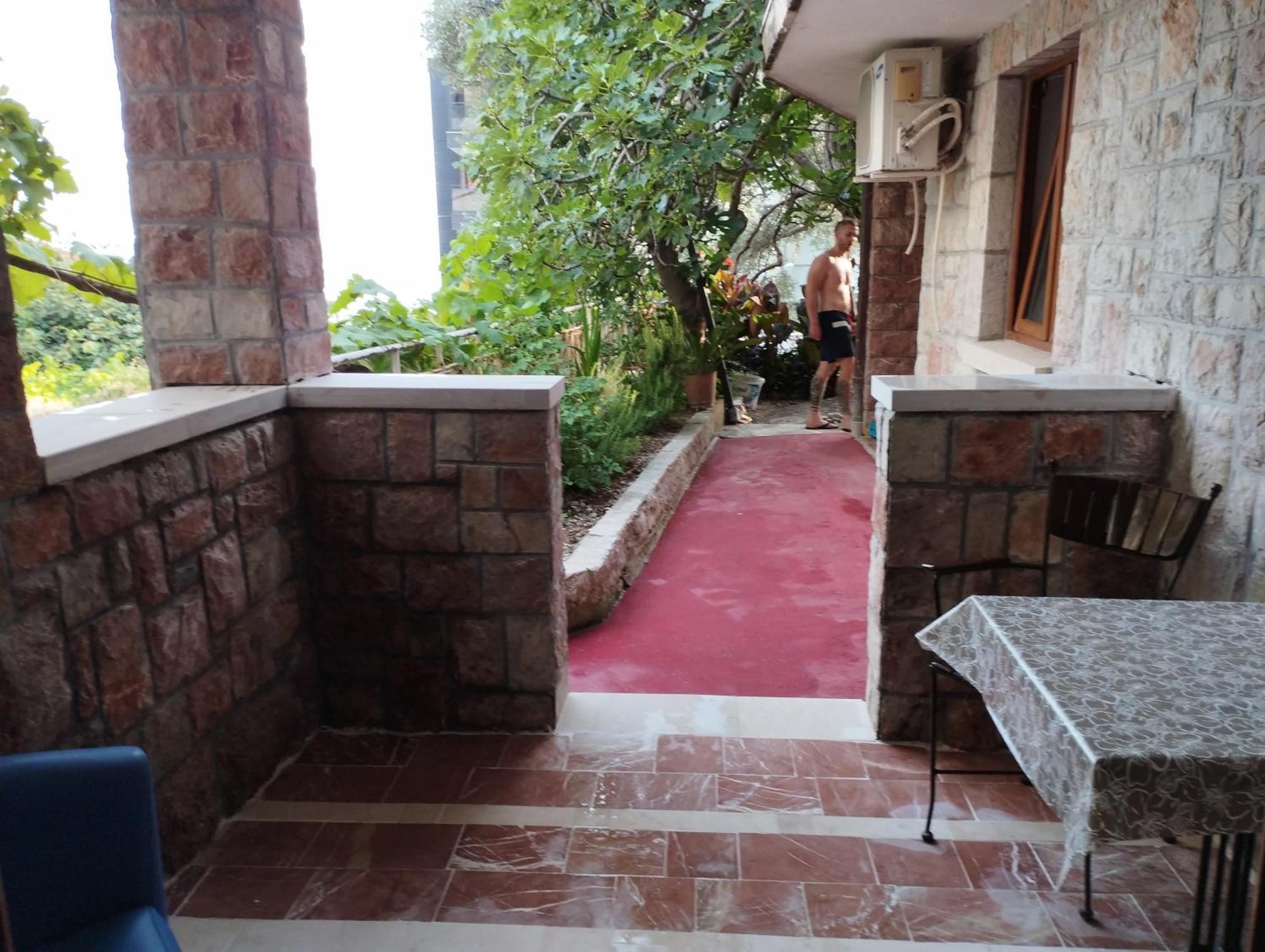 Zoro Apartments สเวติ สเตฟาน ห้อง รูปภาพ