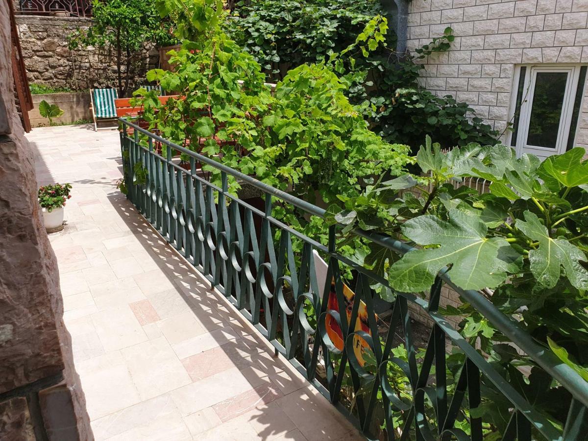 Zoro Apartments สเวติ สเตฟาน ภายนอก รูปภาพ